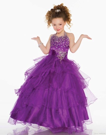 Chic puffy dress for a girl from tulle