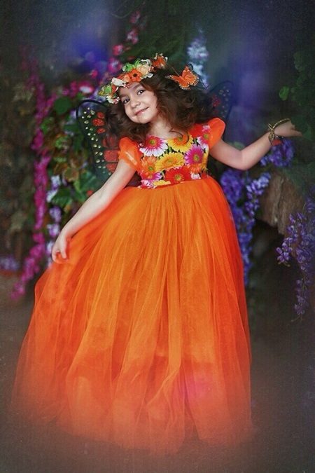 Chic wedding puffy dress with high waist for a girl