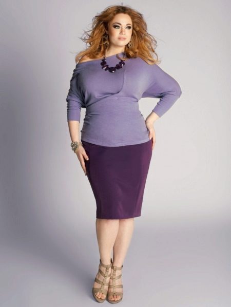 Pencil skirt for overweight women